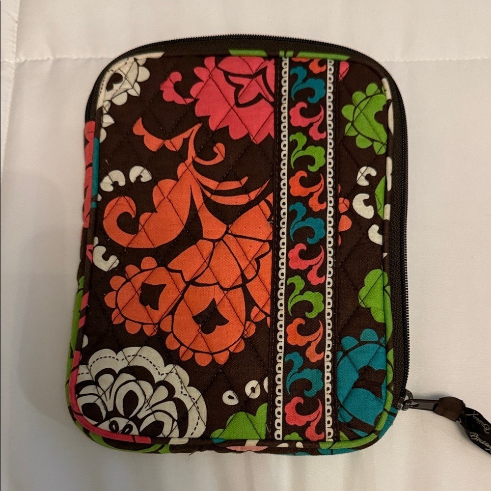 Vera Bradley Lola Pattern Quilted Cotton Tablet E-Reader Sleeve Case Zip